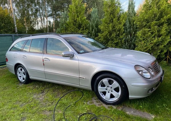 Mercedes-Benz Klasa E cena 15500 przebieg: 416100, rok produkcji 2004 z Rumia małe 466